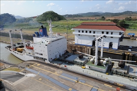 Miraflores Locks